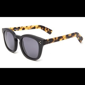 illesteva Nassau Sunglasses in Matte Blk/Tortoise